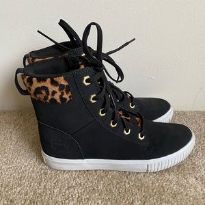 Timberland shoe/boots Size 6.5